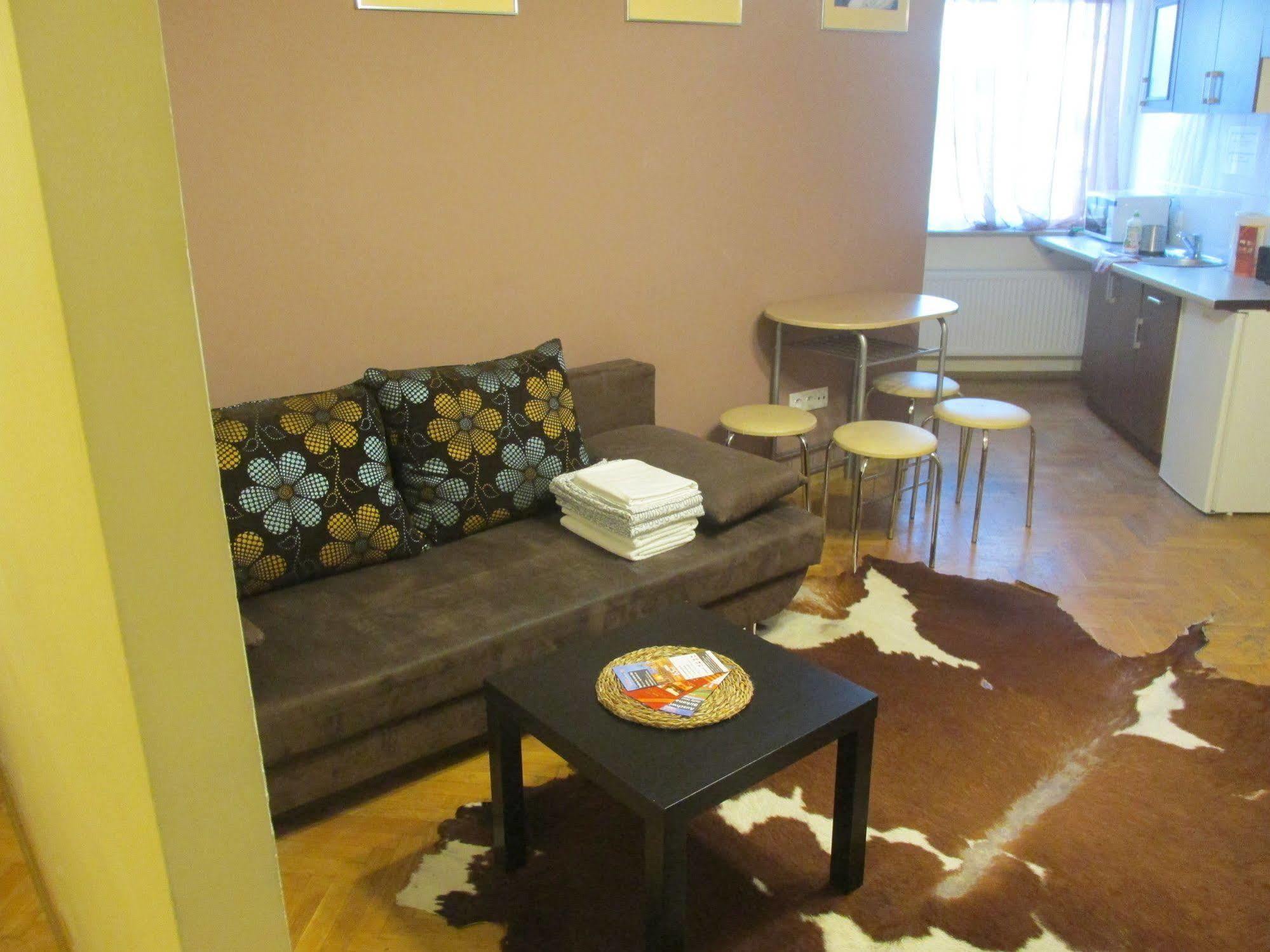 Euro-room & Apartament *