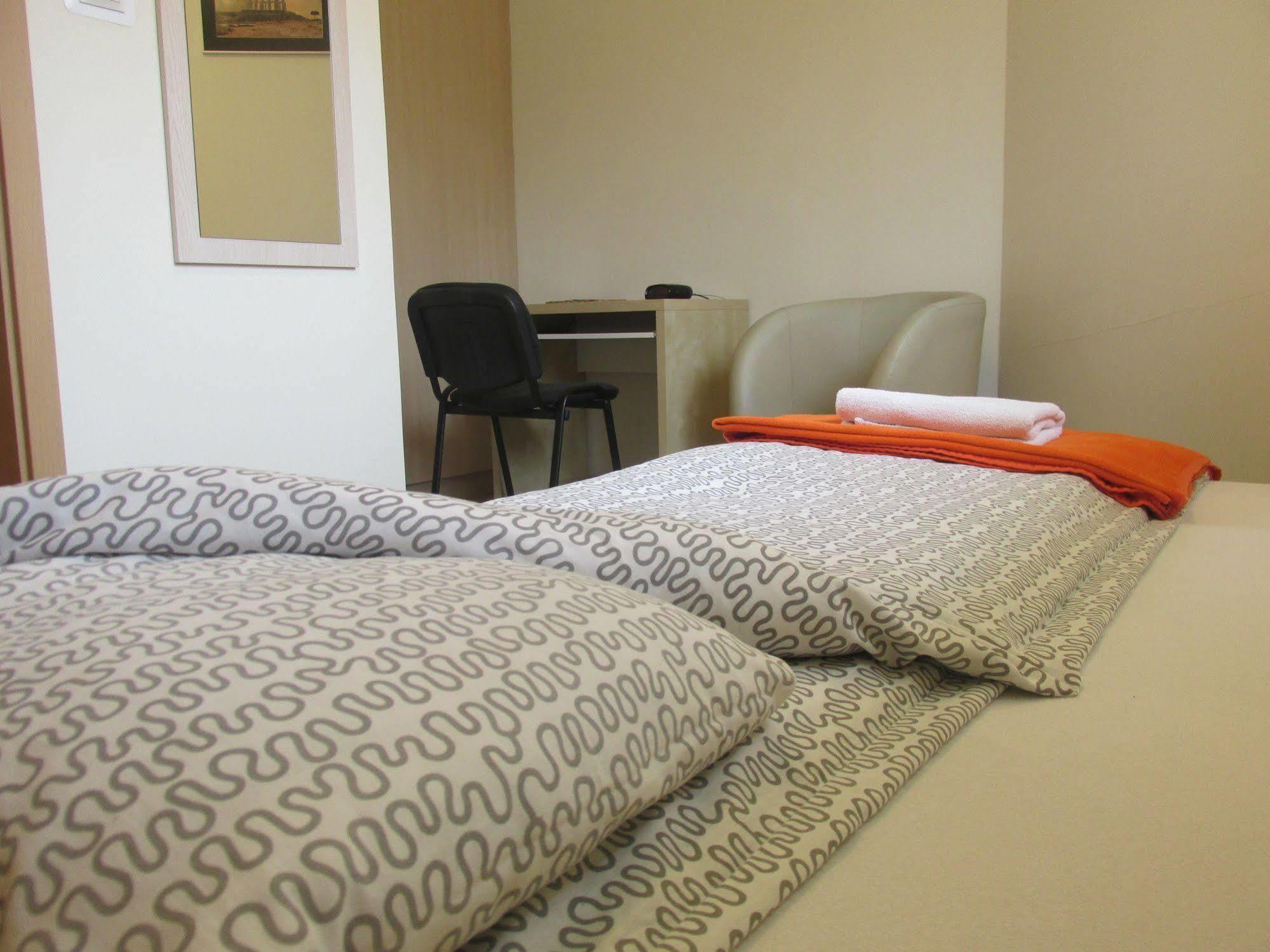 Euro-room & Apartament