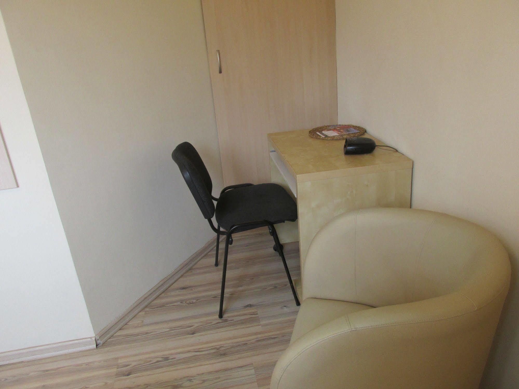 Euro-room & Apartament *