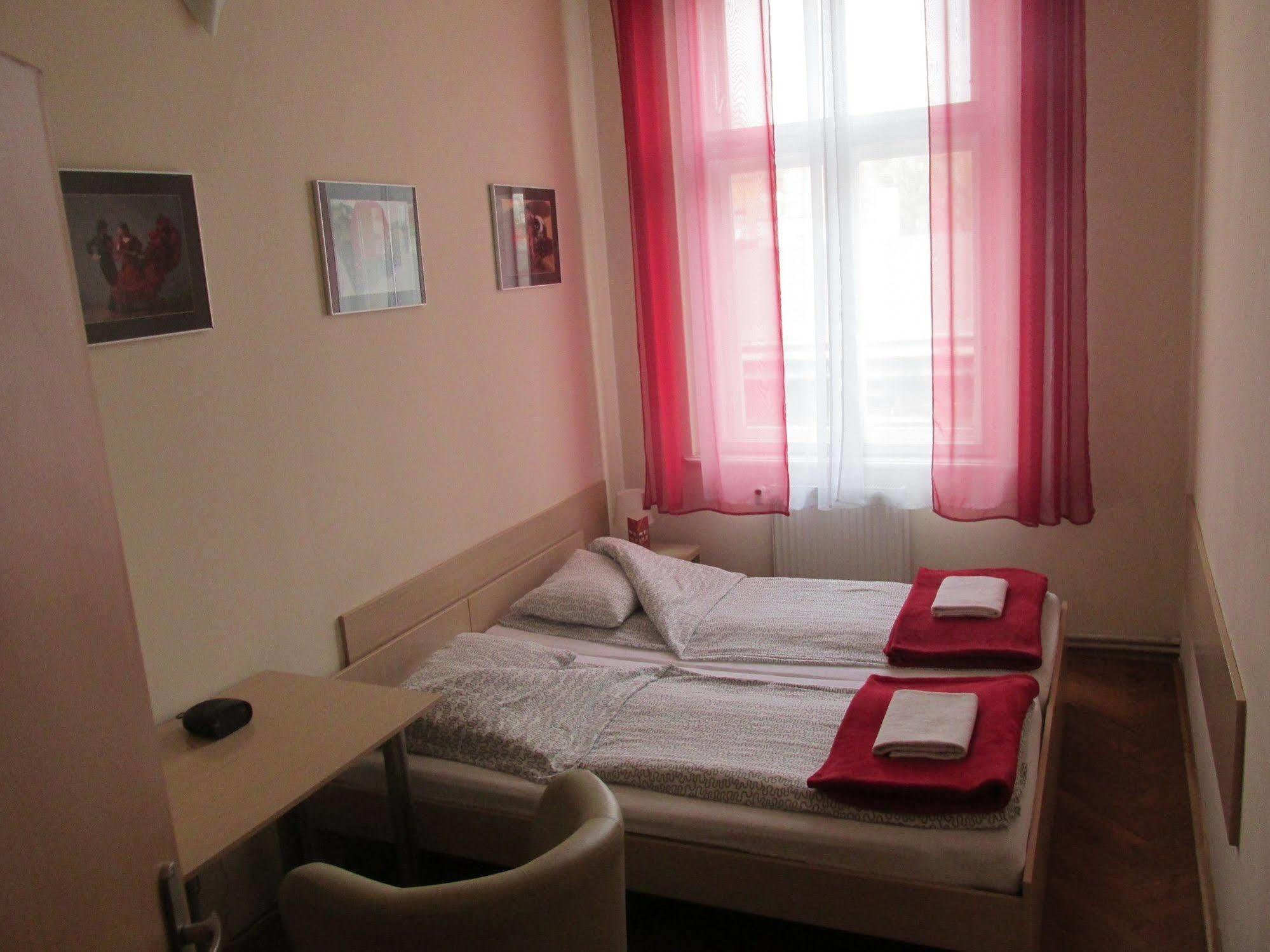 Apartament Euro-room &